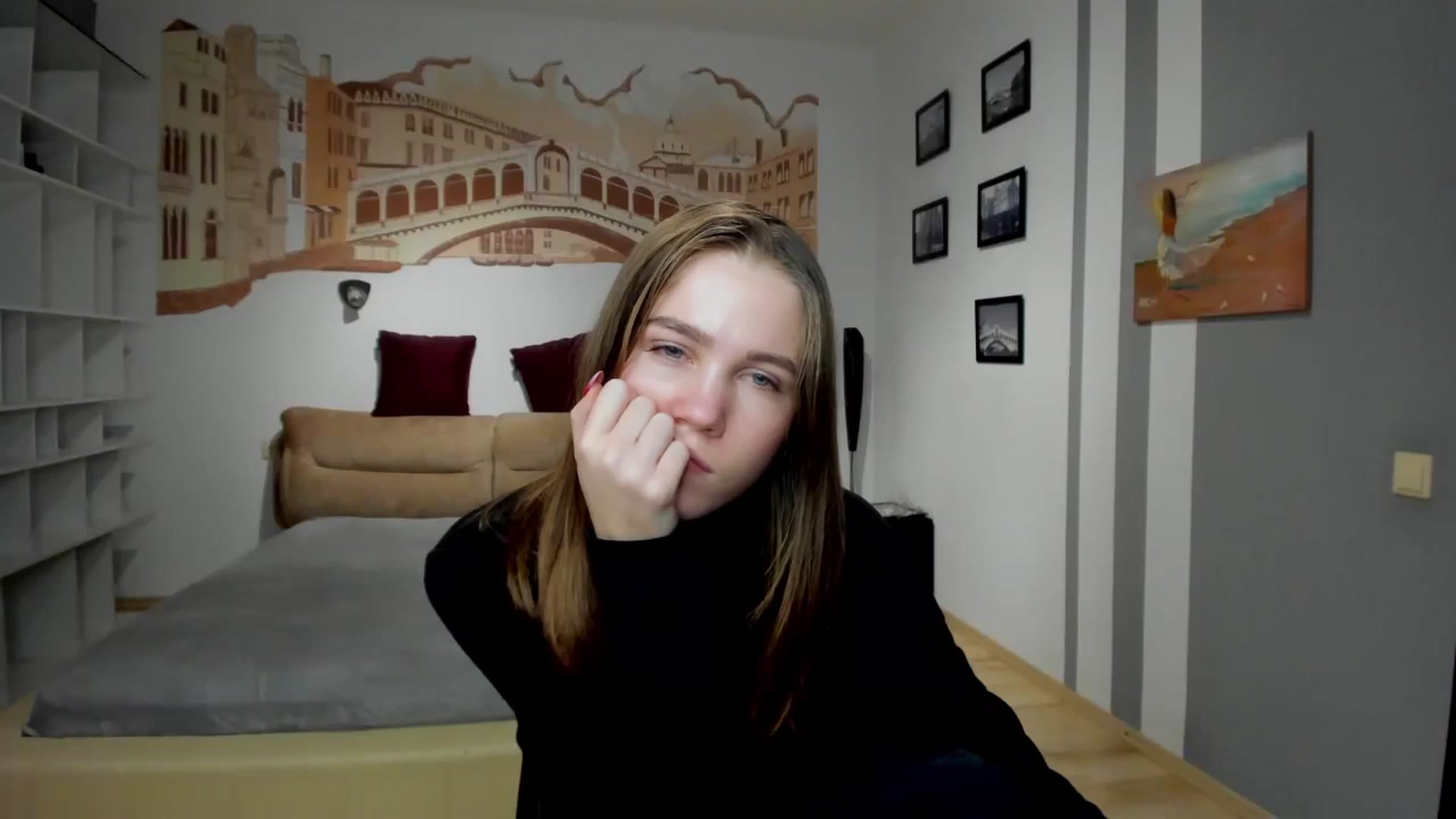 Gallery image thumbnail from Kate_Lewiss's myfreecams stream on, 01/28/2024, 11:21 image 14 of 20