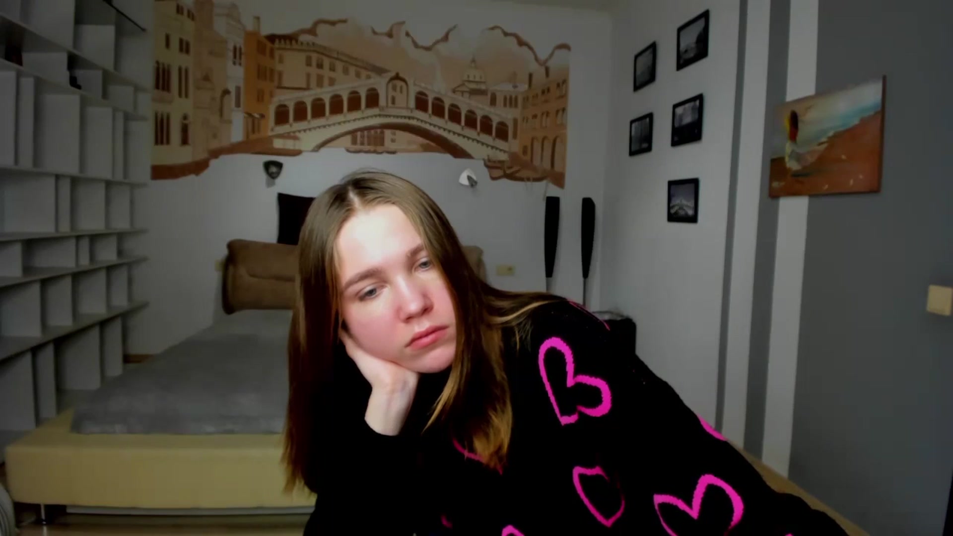 Gallery image thumbnail from Kate_Lewiss's myfreecams stream on, 01/31/2024, 10:33 image 3 of 20