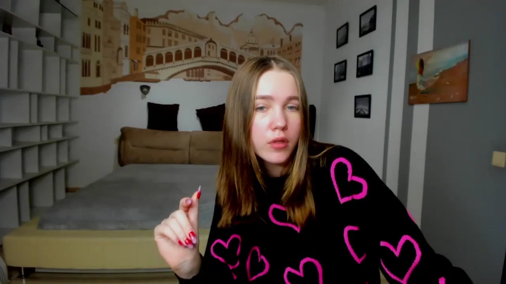 Gallery image thumbnail from Kate_Lewiss's myfreecams stream on, 01/31/2024, 10:33 image 9 of 20