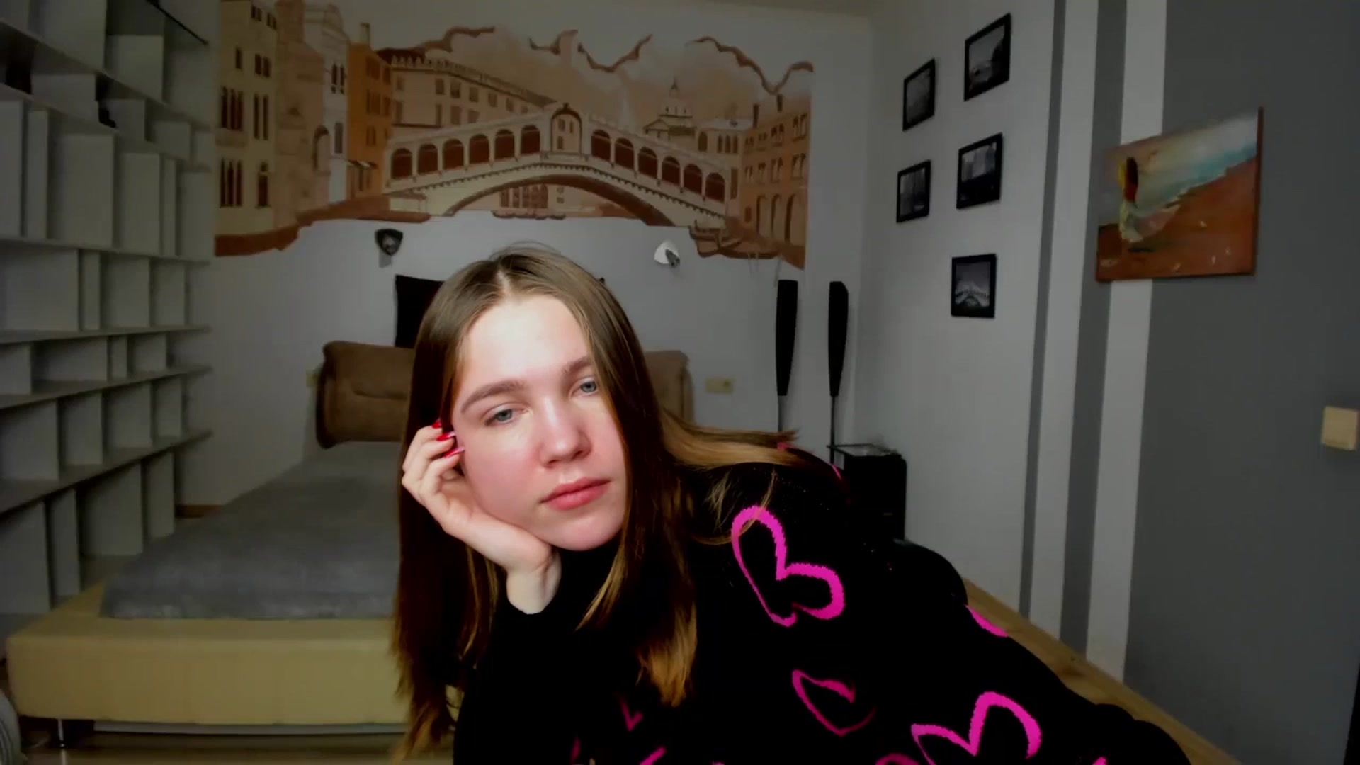 Gallery image thumbnail from Kate_Lewiss's myfreecams stream on, 01/31/2024, 10:33 image 15 of 20