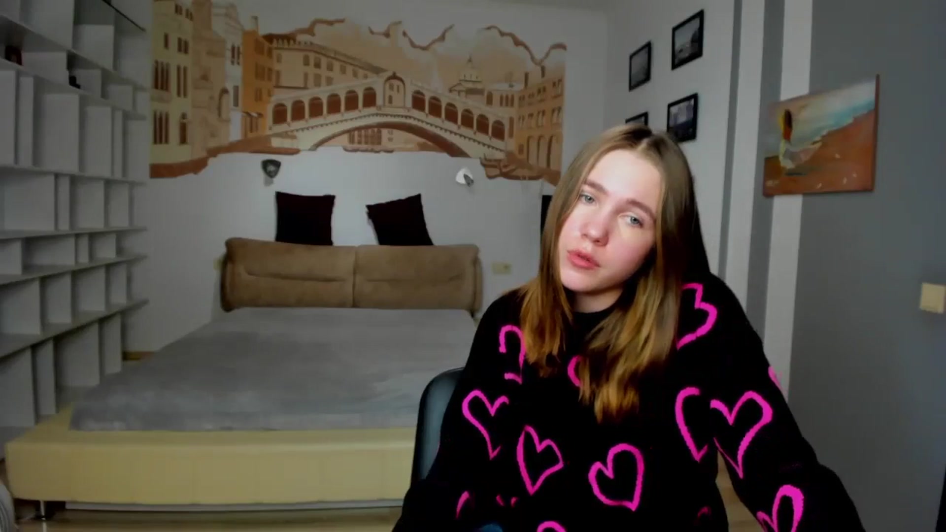 Gallery image thumbnail from Kate_Lewiss's myfreecams stream on, 01/31/2024, 10:33 image 10 of 20