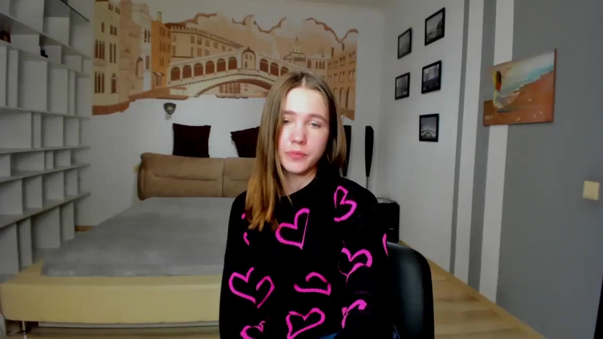 Gallery image thumbnail from Kate_Lewiss's myfreecams stream on, 01/31/2024, 11:49 image 8 of 20