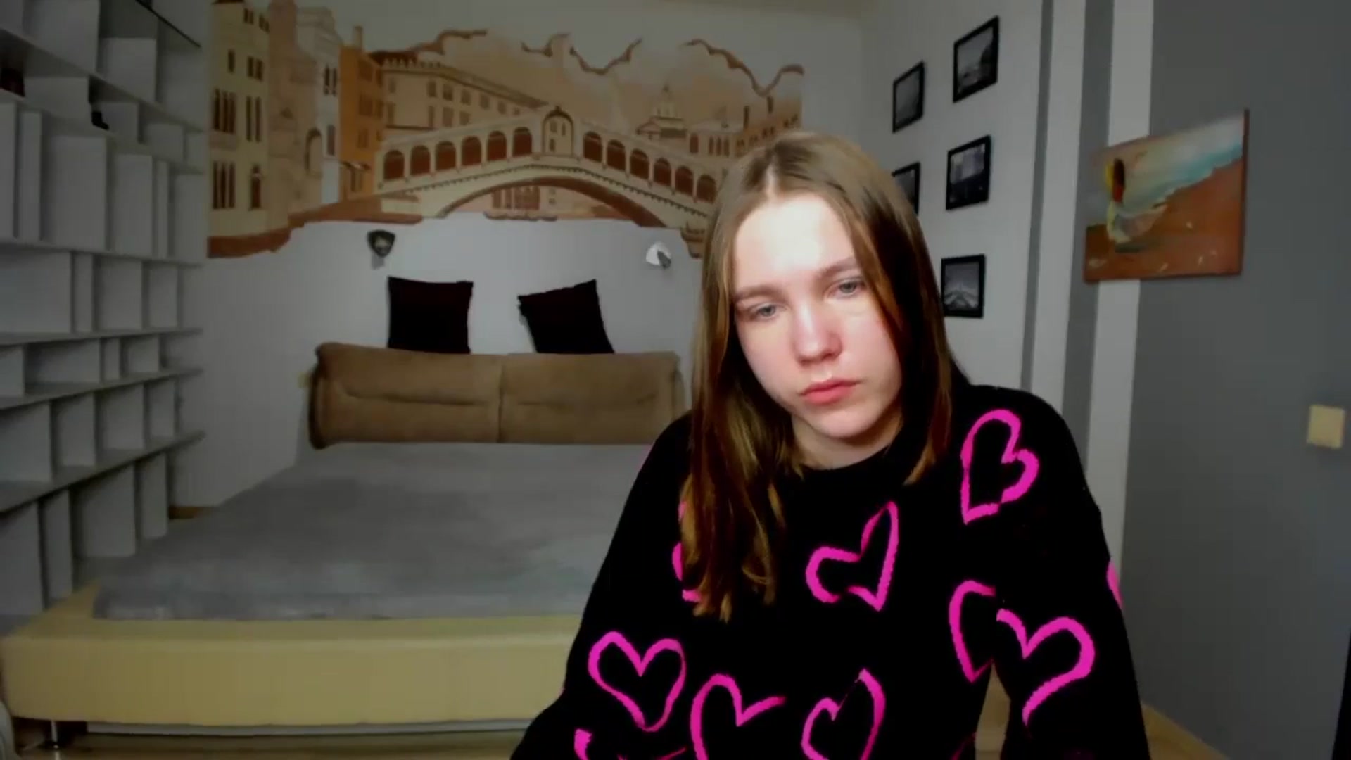 Gallery image thumbnail from Kate_Lewiss's myfreecams stream on, 01/31/2024, 11:49 image 16 of 20