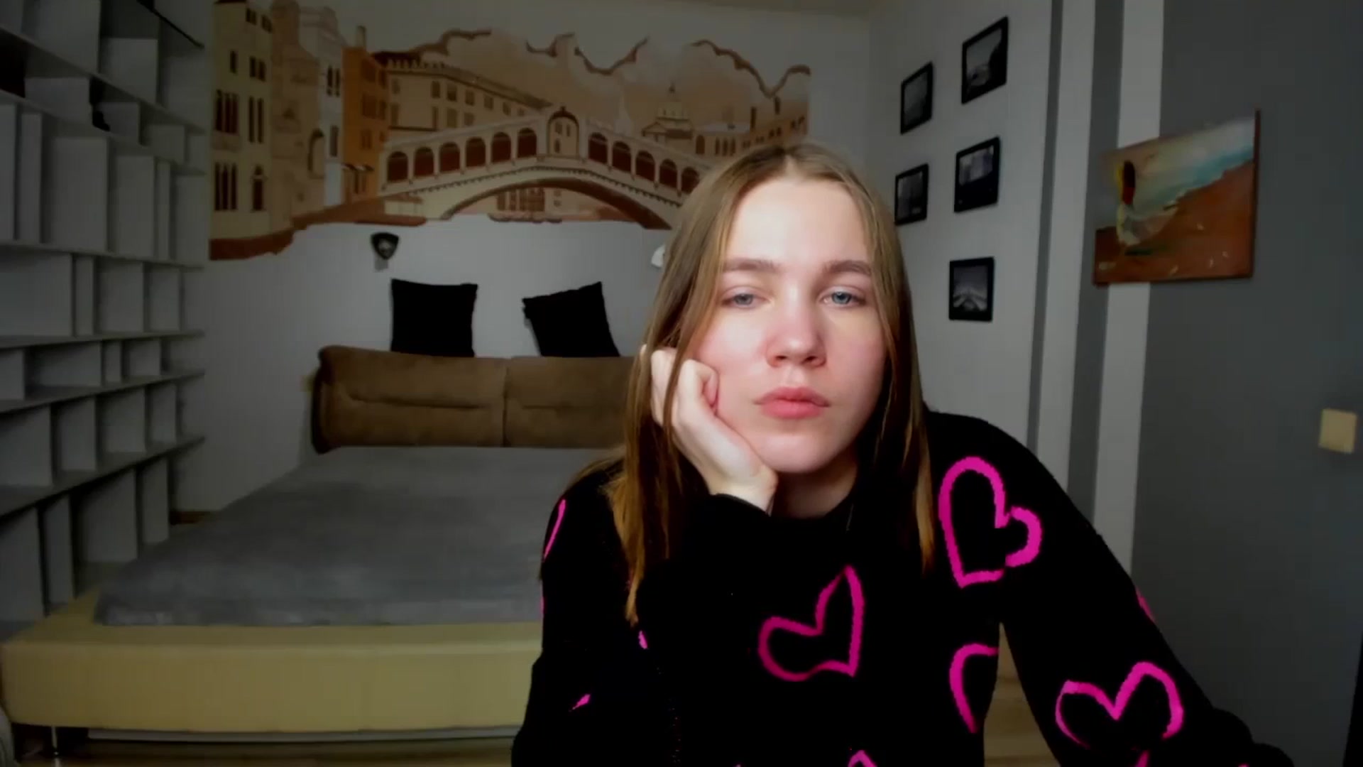 Gallery image thumbnail from Kate_Lewiss's myfreecams stream on, 01/31/2024, 11:49 image 19 of 20