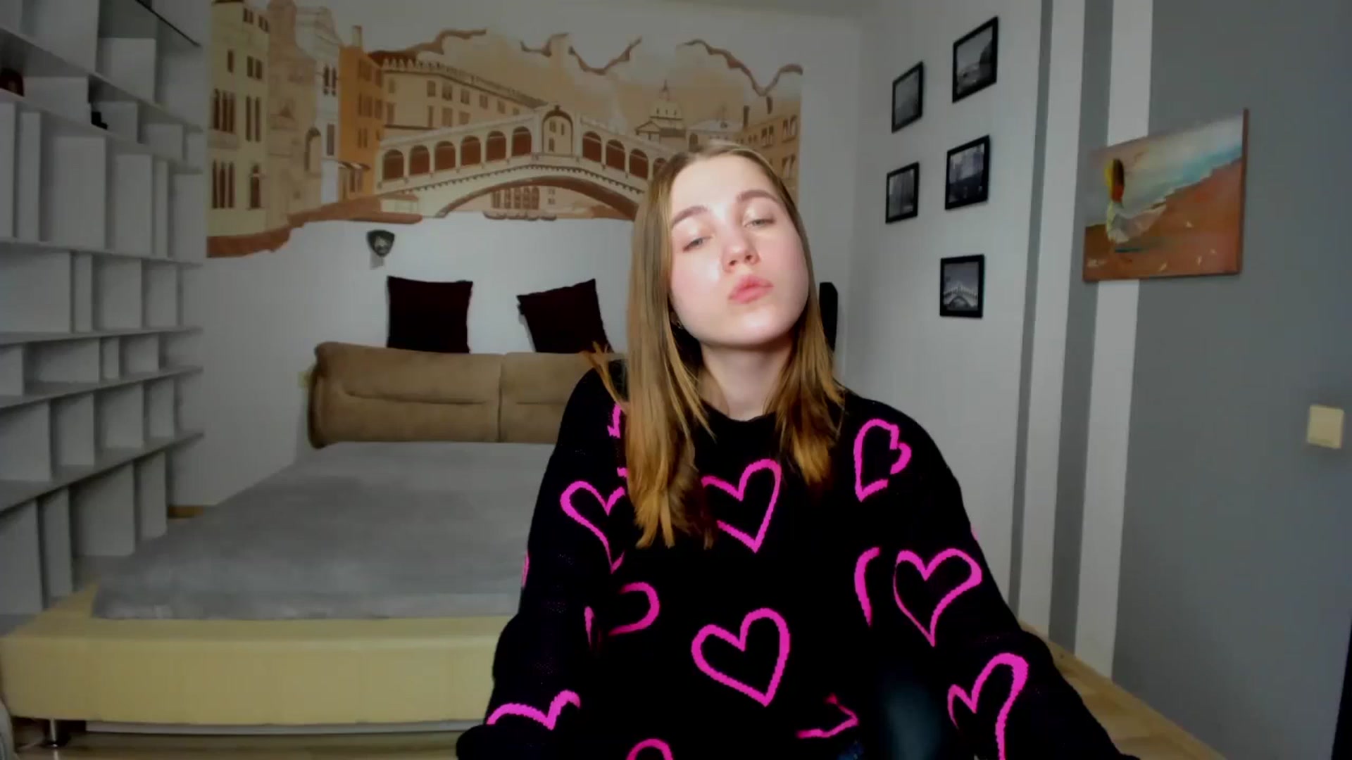 Gallery image thumbnail from Kate_Lewiss's myfreecams stream on, 01/31/2024, 11:49 image 2 of 20