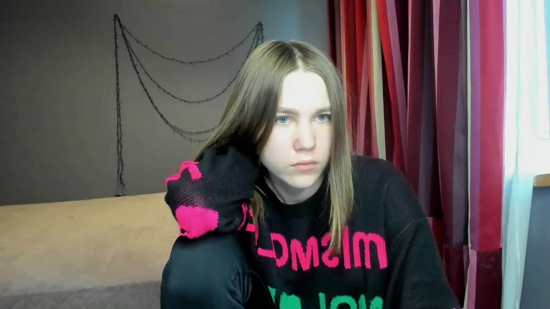 Gallery image thumbnail from Kate_Lewiss's myfreecams stream on, 02/01/2024, 12:01 image 1 of 20