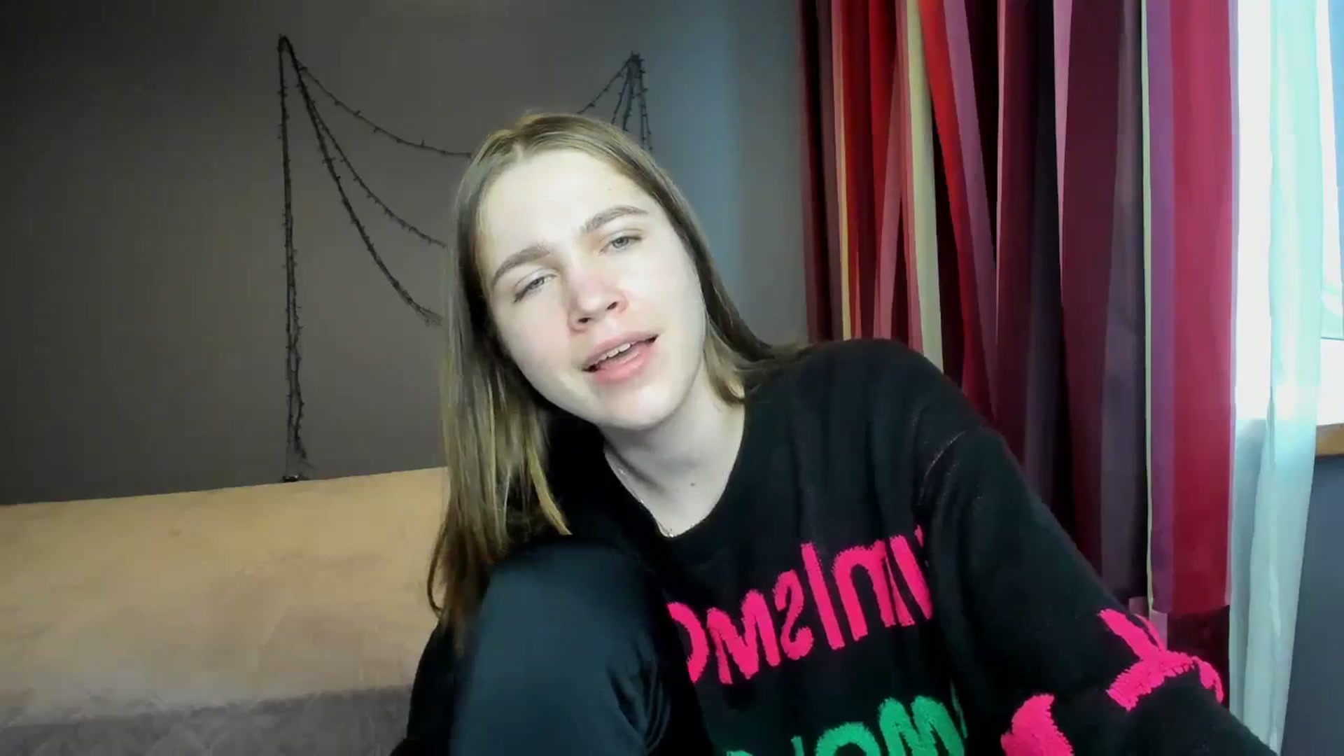 Gallery image thumbnail from Kate_Lewiss's myfreecams stream on, 02/01/2024, 12:01 image 19 of 20