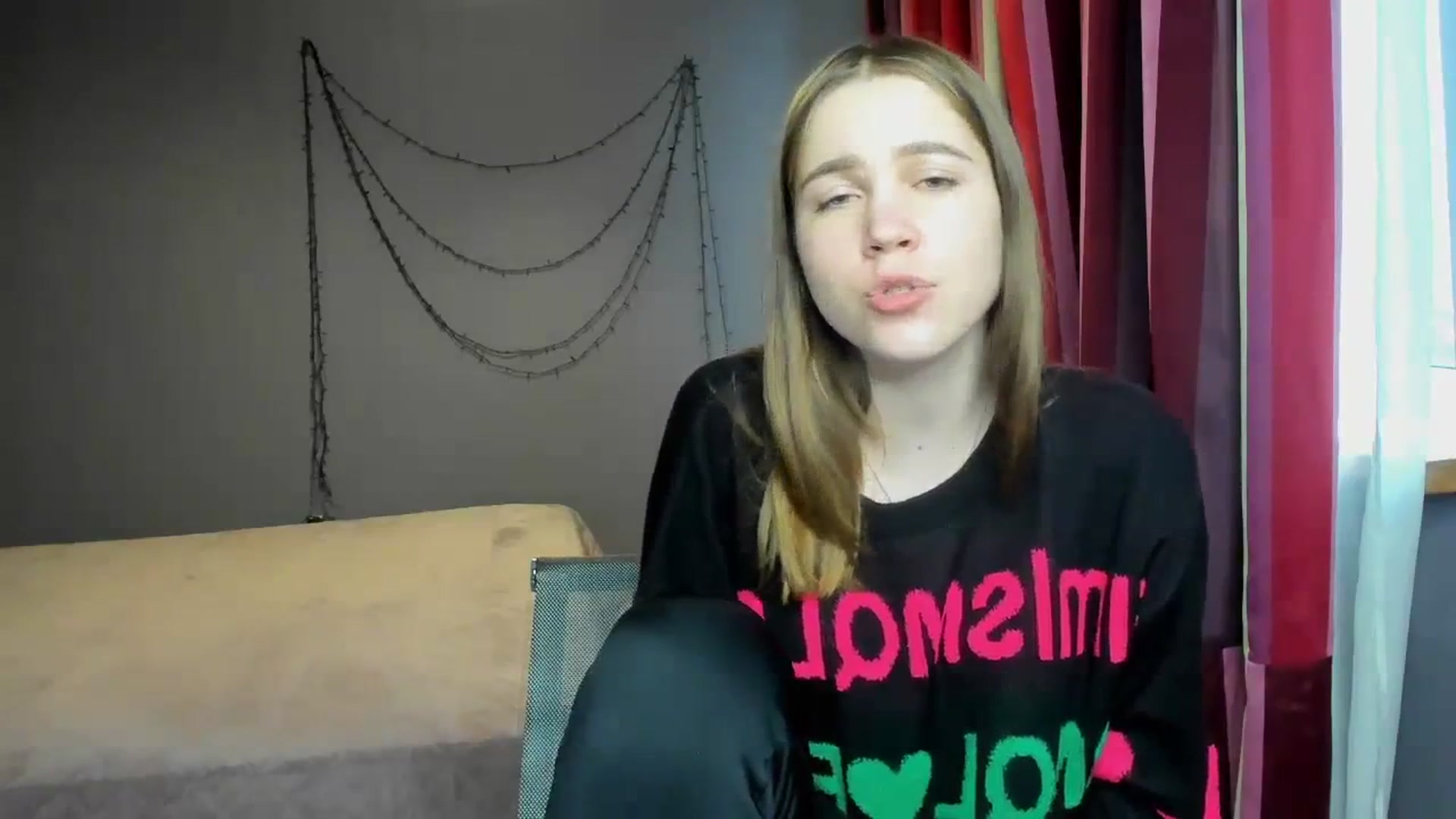 Gallery image thumbnail from Kate_Lewiss's myfreecams stream on, 02/01/2024, 12:01 image 20 of 20