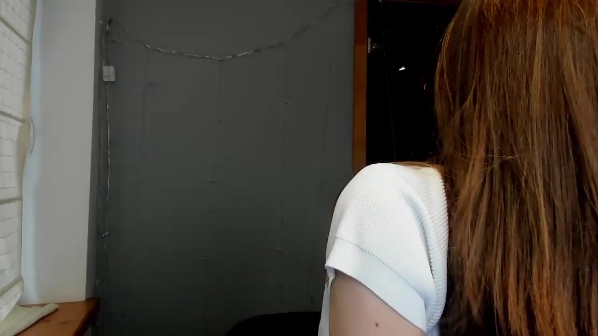 Gallery image thumbnail from Kate_Lewiss's myfreecams stream on, 02/02/2024, 11:50 image 19 of 20