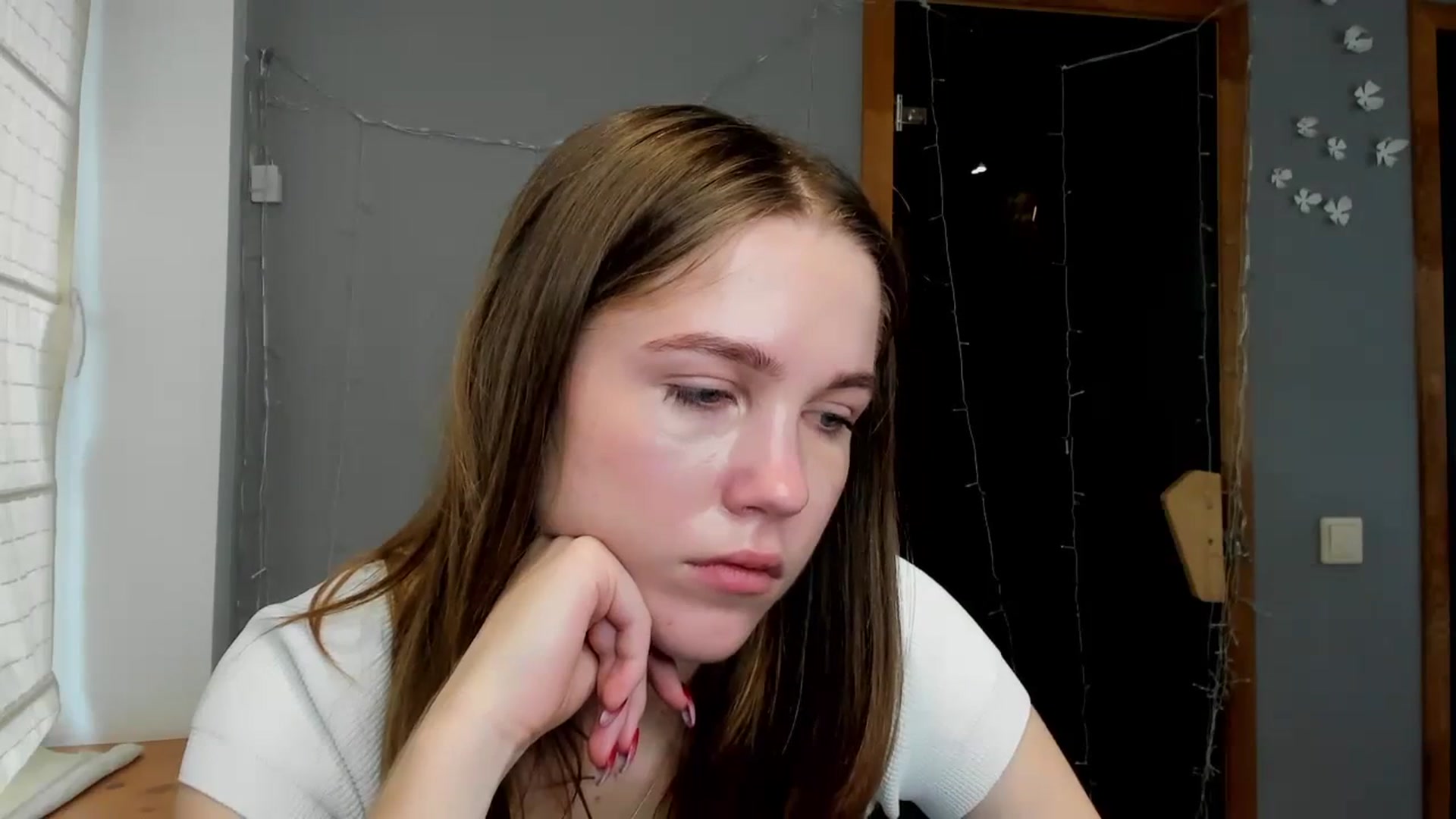 Gallery image thumbnail from Kate_Lewiss's myfreecams stream on, 02/02/2024, 11:50 image 14 of 20