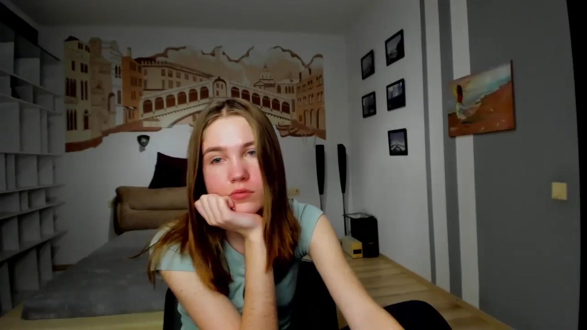 Gallery image thumbnail from Kate_Lewiss's myfreecams stream on, 02/03/2024, 11:39 image 6 of 20