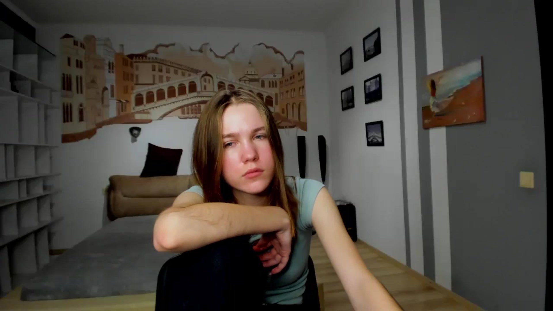 Gallery image thumbnail from Kate_Lewiss's myfreecams stream on, 02/03/2024, 11:39 image 2 of 20