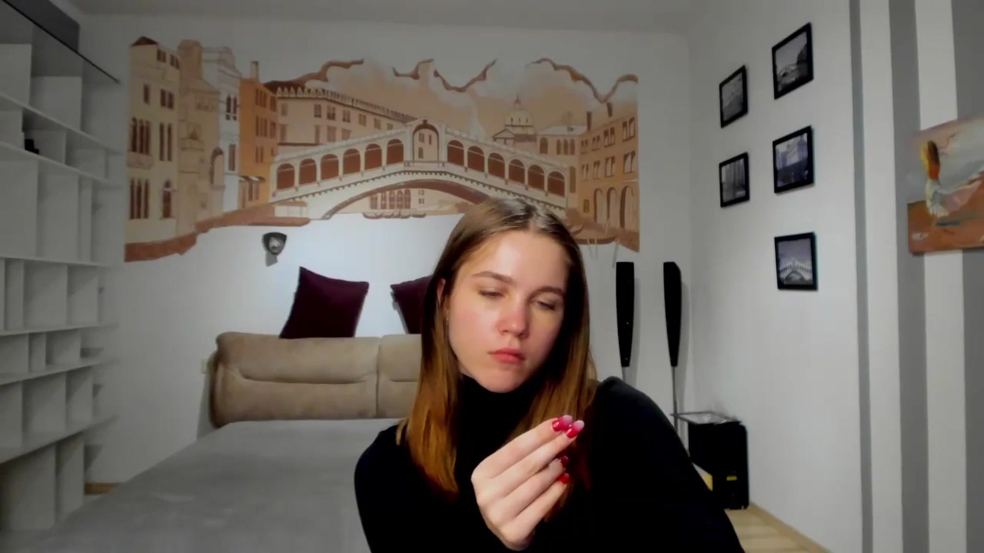 Gallery image thumbnail from Kate_Lewiss's myfreecams stream on, 02/04/2024, 11:38 image 9 of 20