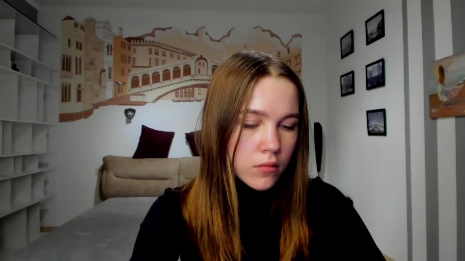 Gallery image thumbnail from Kate_Lewiss's myfreecams stream on, 02/04/2024, 11:38 image 5 of 20