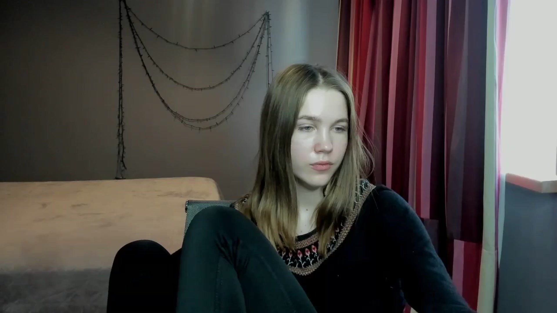 Gallery image thumbnail from Kate_Lewiss's myfreecams stream on, 02/07/2024, 11:56 image 13 of 20