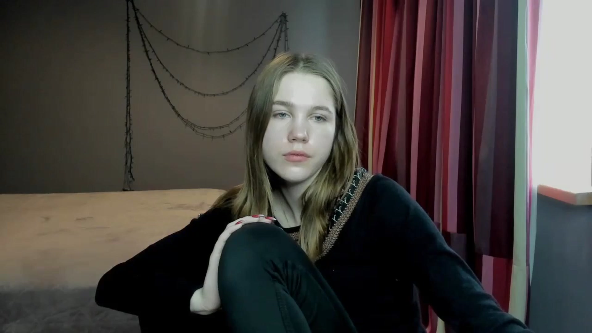 Gallery image thumbnail from Kate_Lewiss's myfreecams stream on, 02/07/2024, 11:56 image 19 of 20