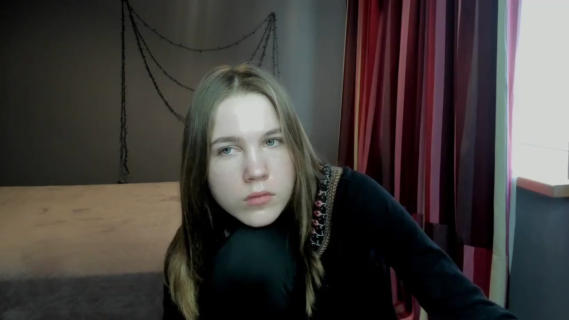 Gallery image thumbnail from Kate_Lewiss's myfreecams stream on, 02/07/2024, 11:56 image 16 of 20