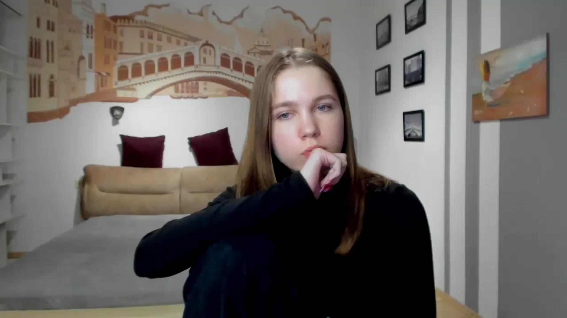 Gallery image thumbnail from Kate_Lewiss's myfreecams stream on, 02/09/2024, 12:02 image 2 of 20
