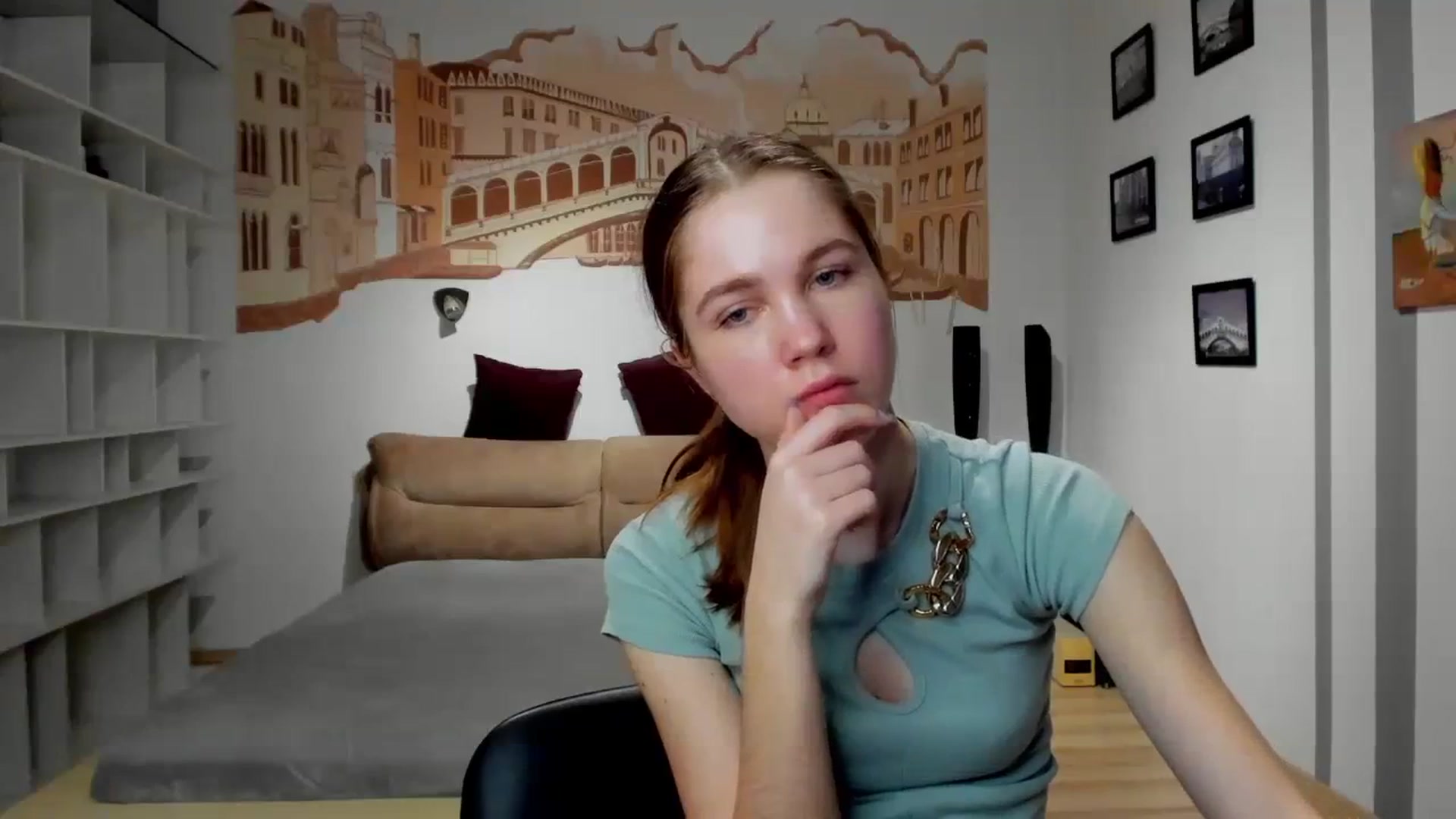 Gallery image thumbnail from Kate_Lewiss's myfreecams stream on, 02/13/2024, 11:38 image 9 of 20