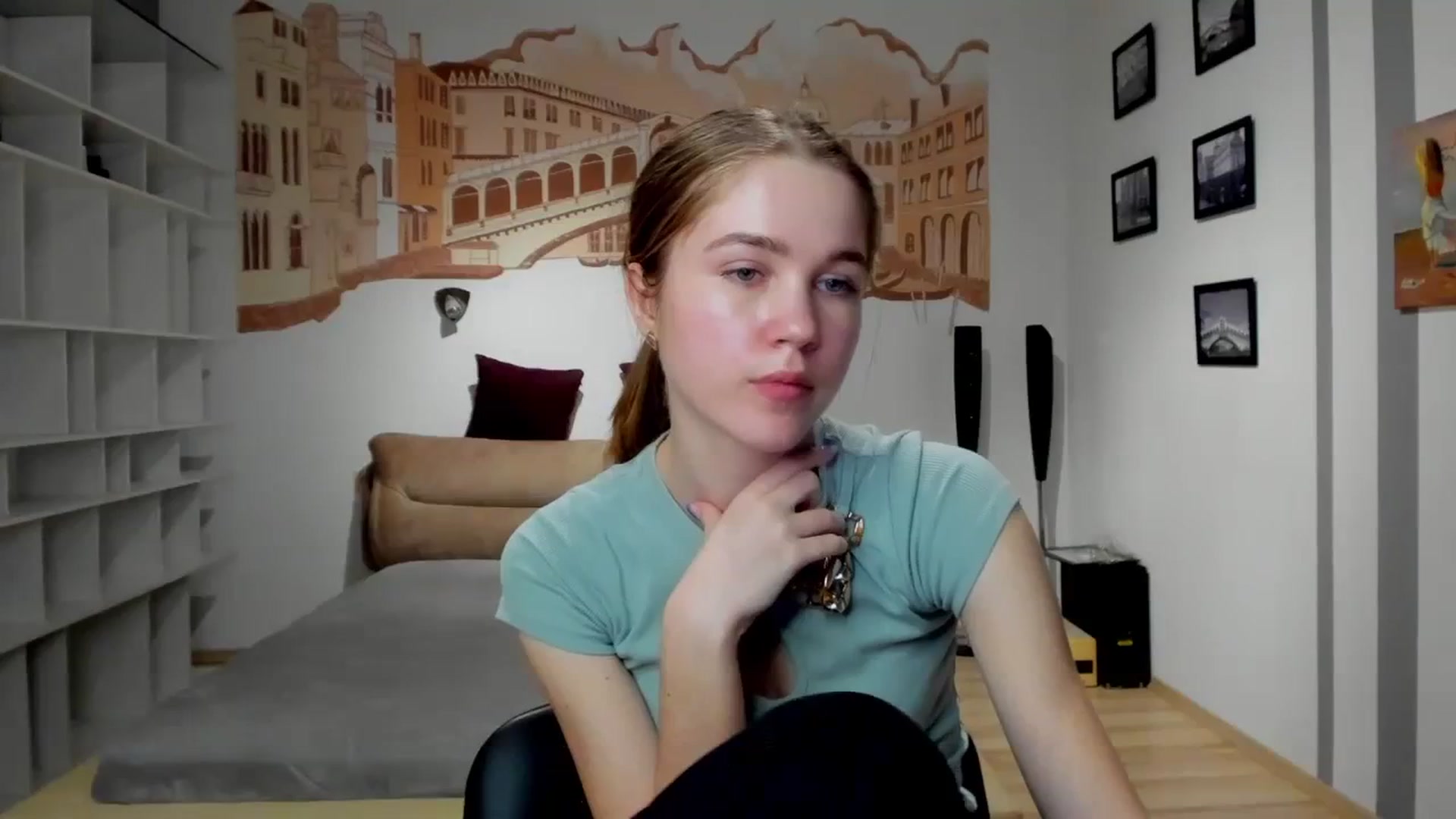 Gallery image thumbnail from Kate_Lewiss's myfreecams stream on, 02/13/2024, 11:38 image 1 of 20