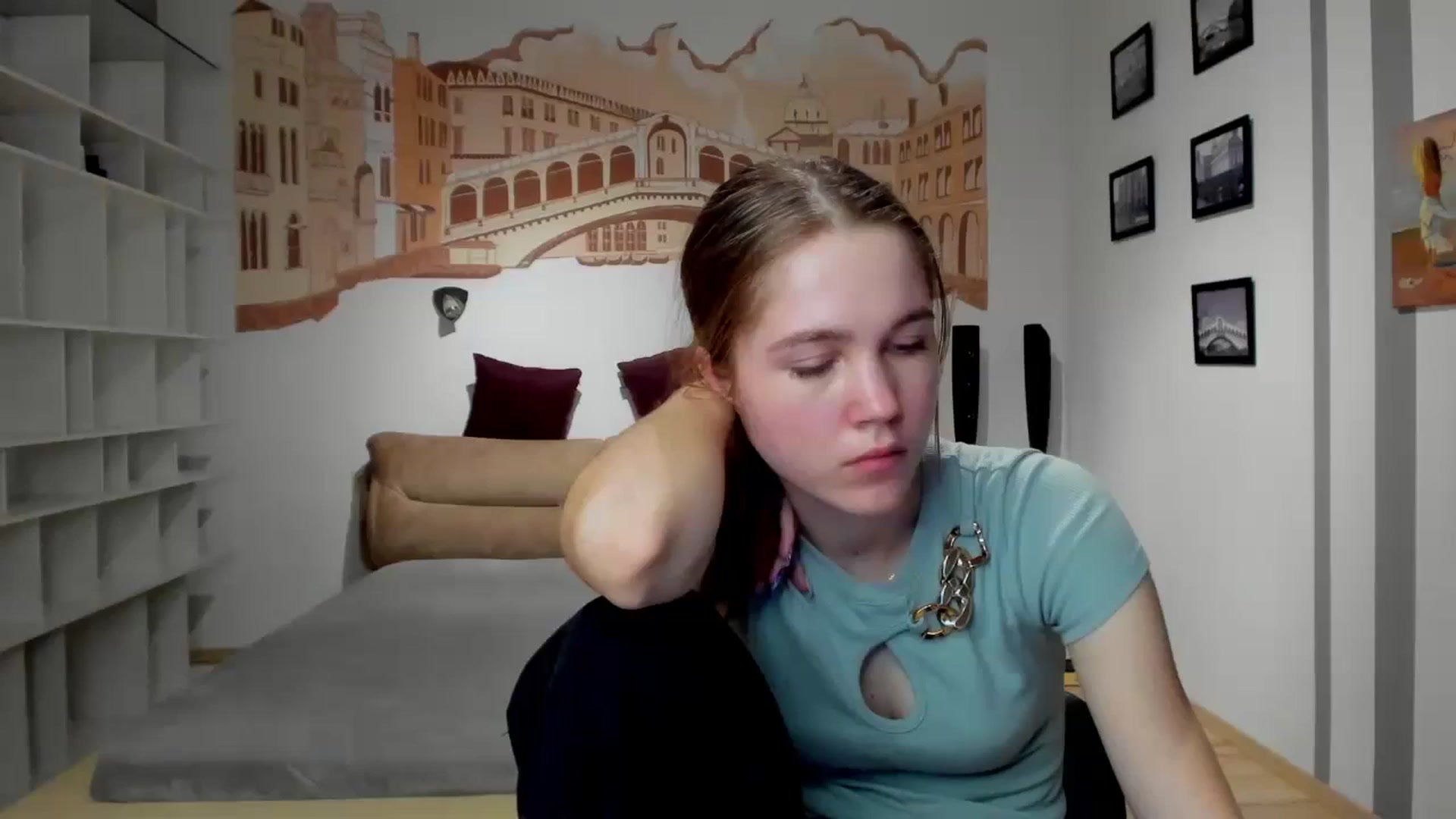 Gallery image thumbnail from Kate_Lewiss's myfreecams stream on, 02/13/2024, 11:59 image 1 of 20