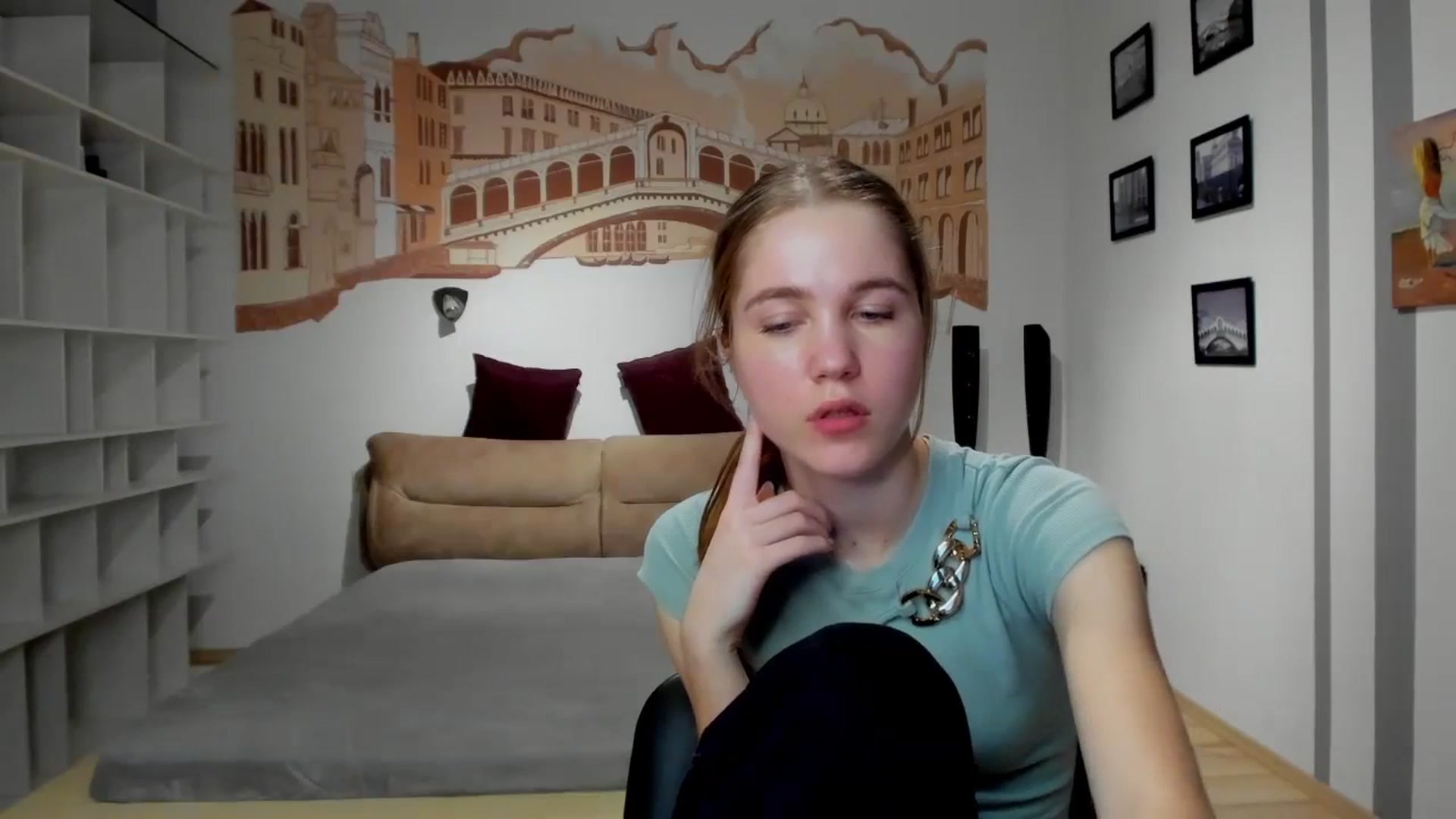 Gallery image thumbnail from Kate_Lewiss's myfreecams stream on, 02/13/2024, 11:59 image 9 of 20
