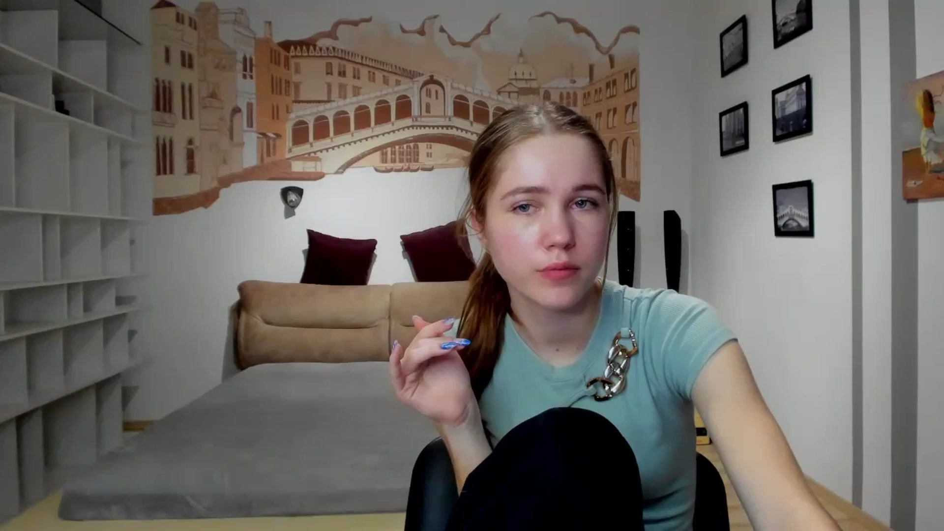 Gallery image thumbnail from Kate_Lewiss's myfreecams stream on, 02/13/2024, 11:59 image 8 of 20