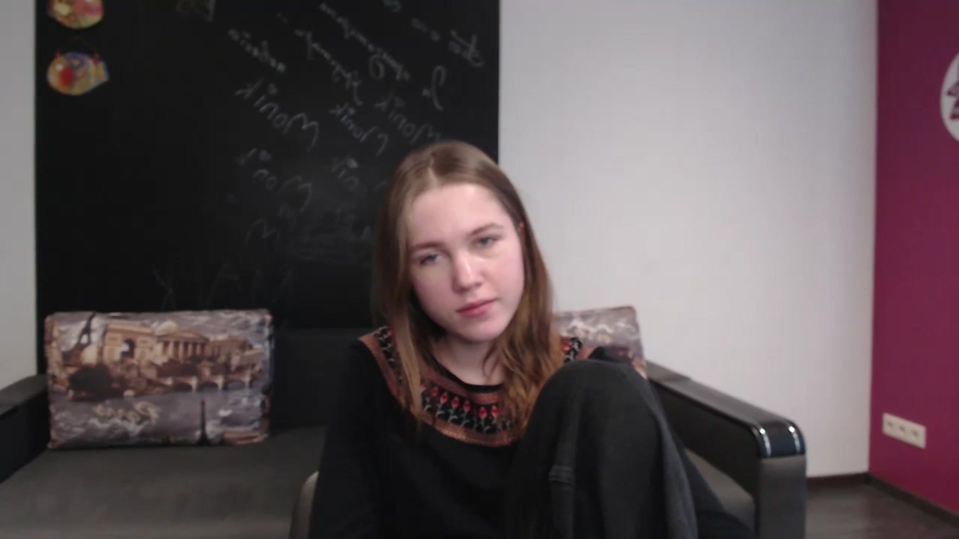 Gallery image thumbnail from Kate_Lewiss's myfreecams stream on, 02/14/2024, 10:20 image 10 of 20