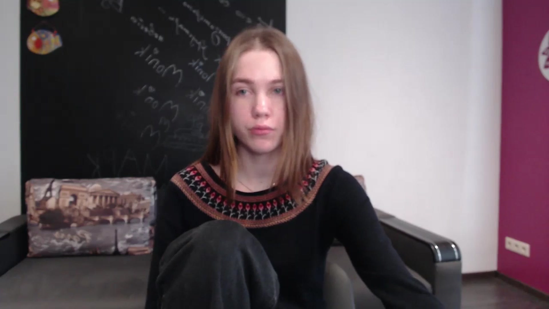 Gallery image thumbnail from Kate_Lewiss's myfreecams stream on, 02/14/2024, 10:20 image 2 of 20