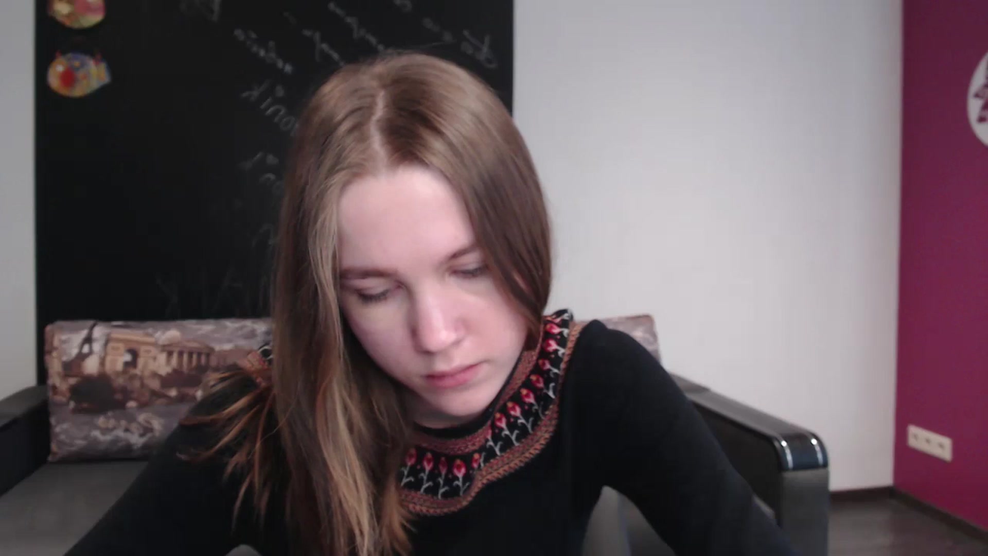 Gallery image thumbnail from Kate_Lewiss's myfreecams stream on, 02/14/2024, 10:20 image 17 of 20