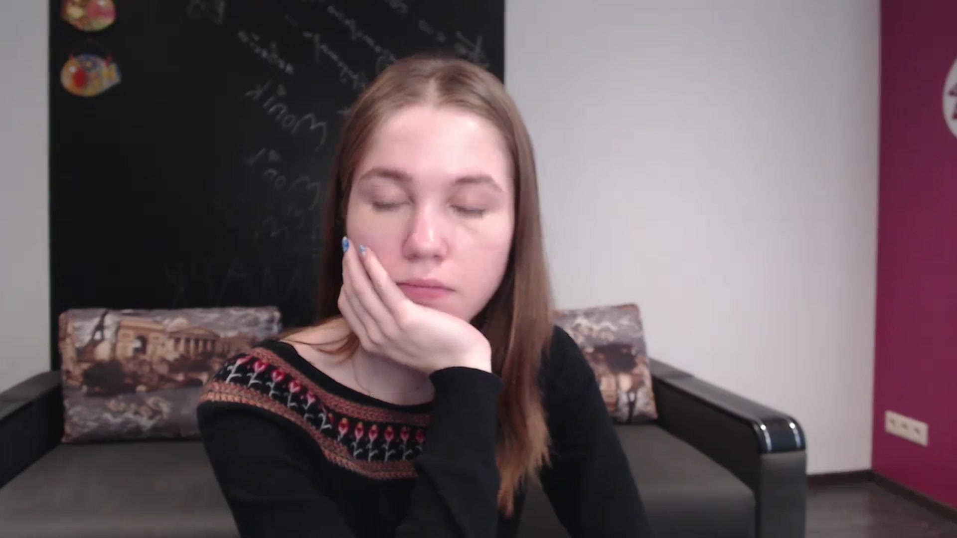 Gallery image thumbnail from Kate_Lewiss's myfreecams stream on, 02/14/2024, 12:01 image 13 of 20