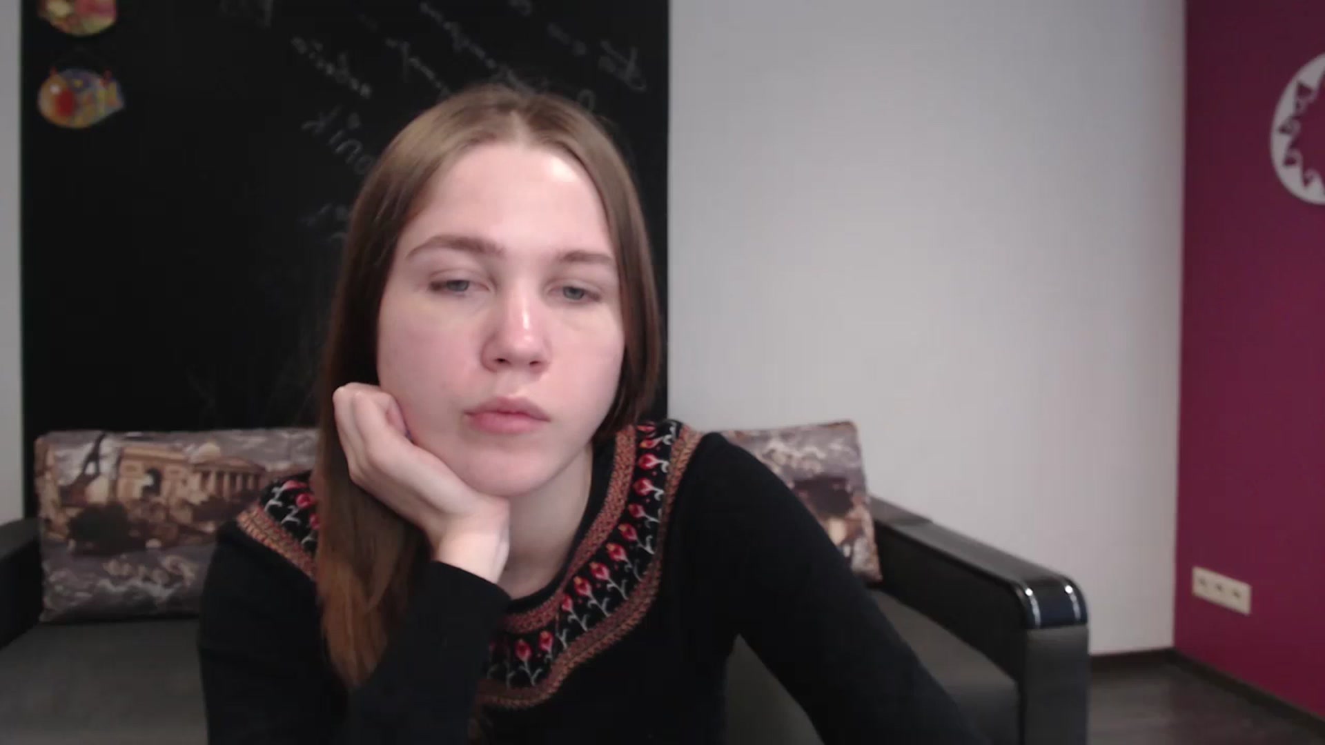 Gallery image thumbnail from Kate_Lewiss's myfreecams stream on, 02/14/2024, 12:01 image 4 of 20