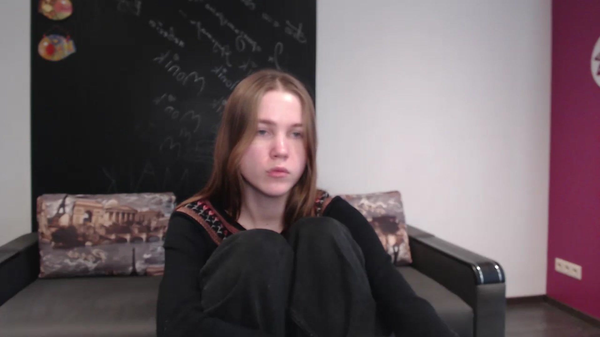 Gallery image thumbnail from Kate_Lewiss's myfreecams stream on, 02/14/2024, 12:01 image 8 of 20