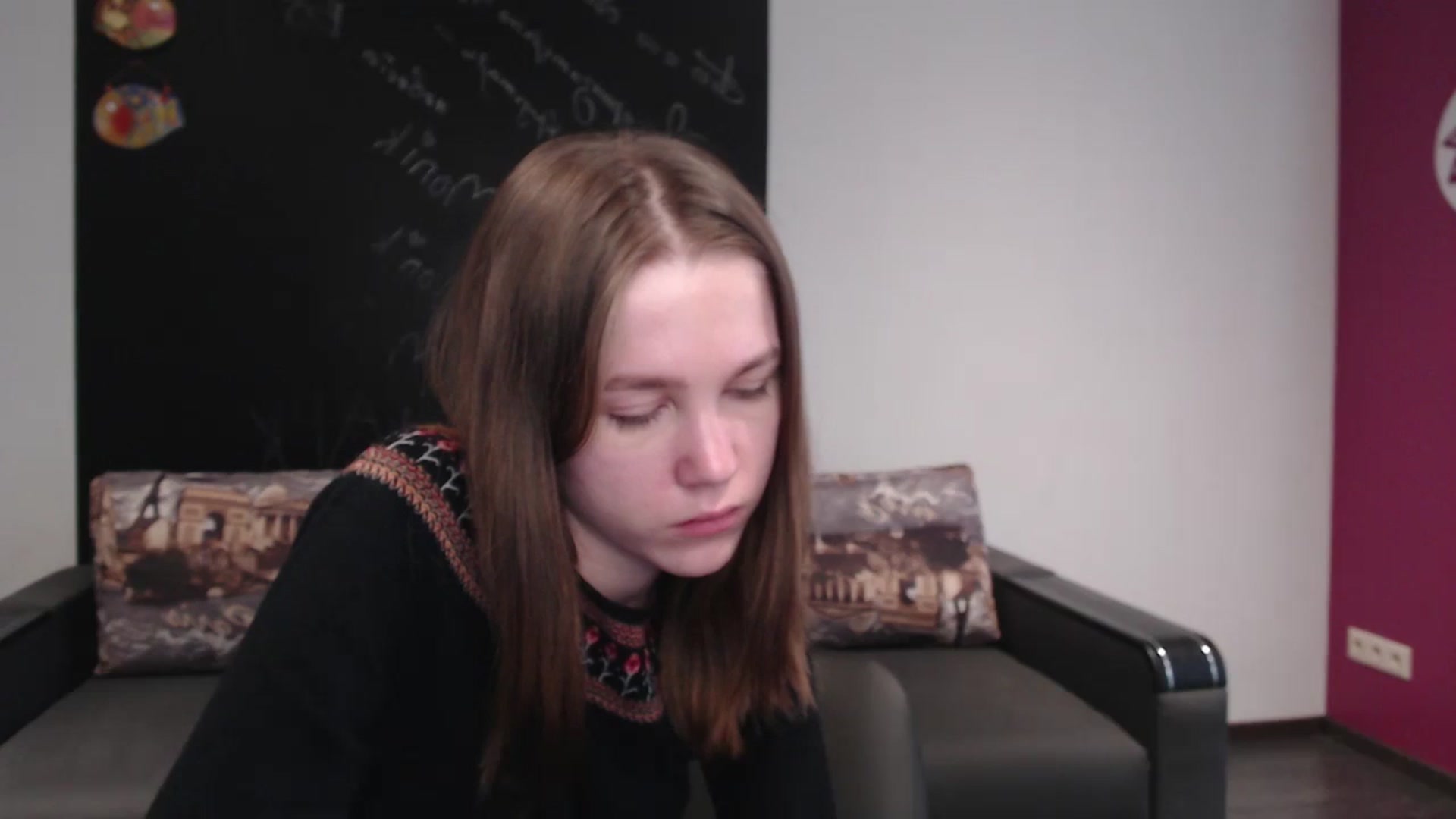 Gallery image thumbnail from Kate_Lewiss's myfreecams stream on, 02/14/2024, 12:01 image 16 of 20
