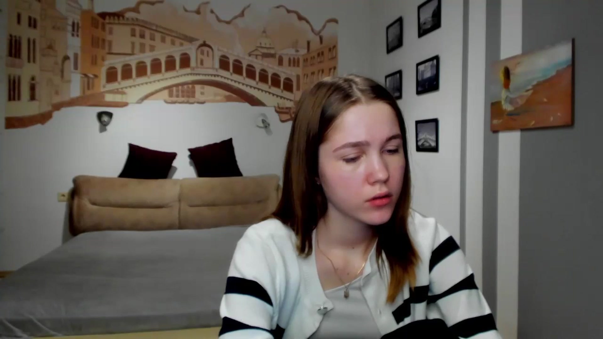 Gallery image thumbnail from Kate_Lewiss's myfreecams stream on, 02/15/2024, 08:52 image 17 of 20