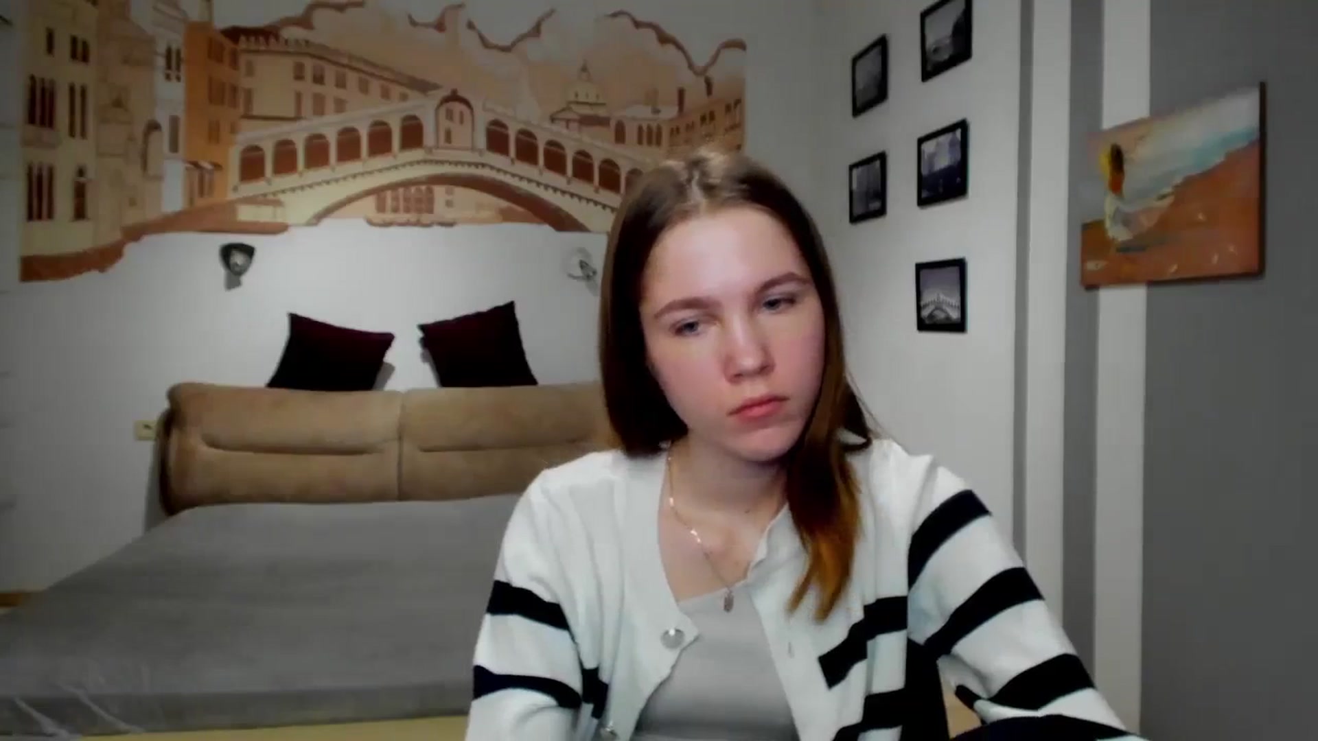 Gallery image thumbnail from Kate_Lewiss's myfreecams stream on, 02/15/2024, 08:52 image 15 of 20