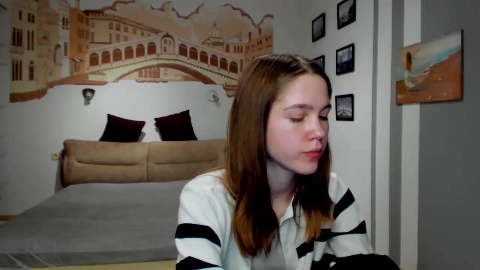 Gallery image thumbnail from Kate_Lewiss's myfreecams stream on, 02/15/2024, 08:52 image 6 of 20