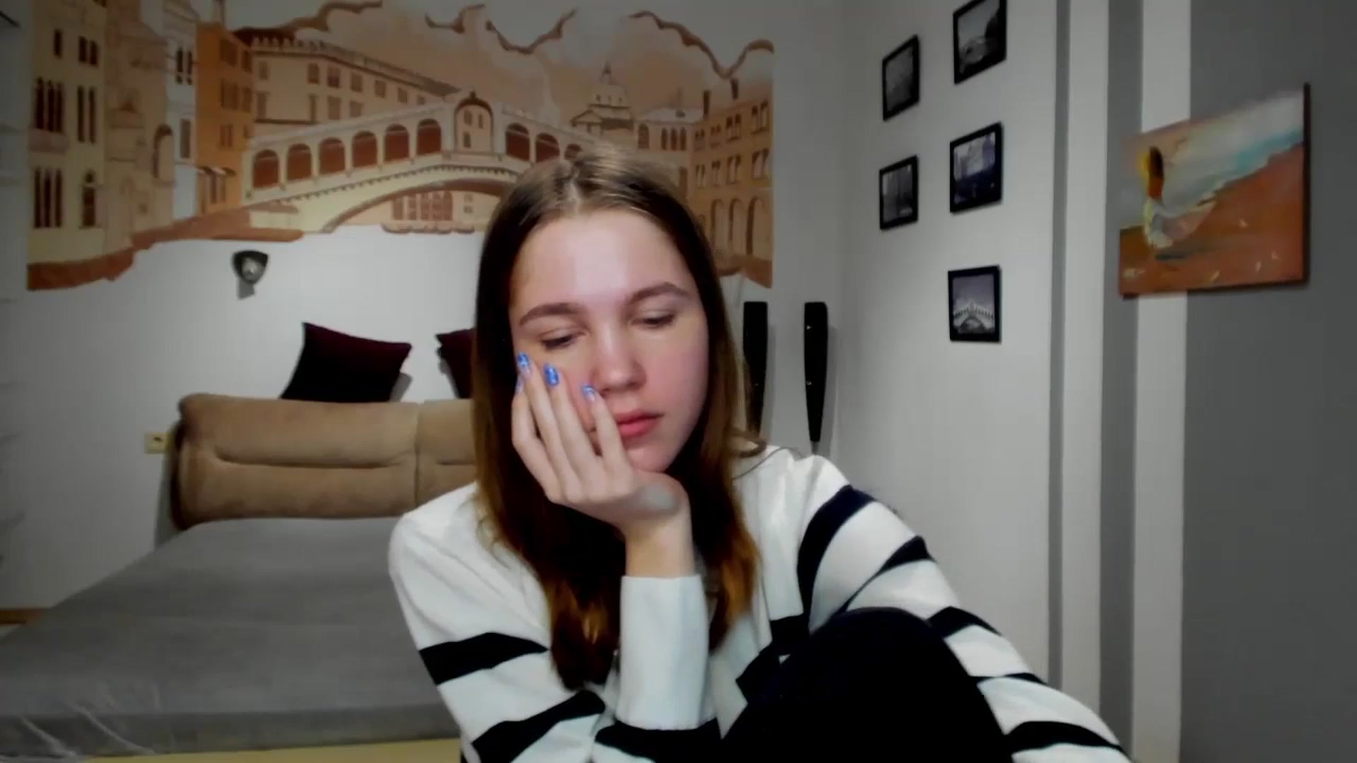 Gallery image thumbnail from Kate_Lewiss's myfreecams stream on, 02/15/2024, 08:52 image 4 of 20