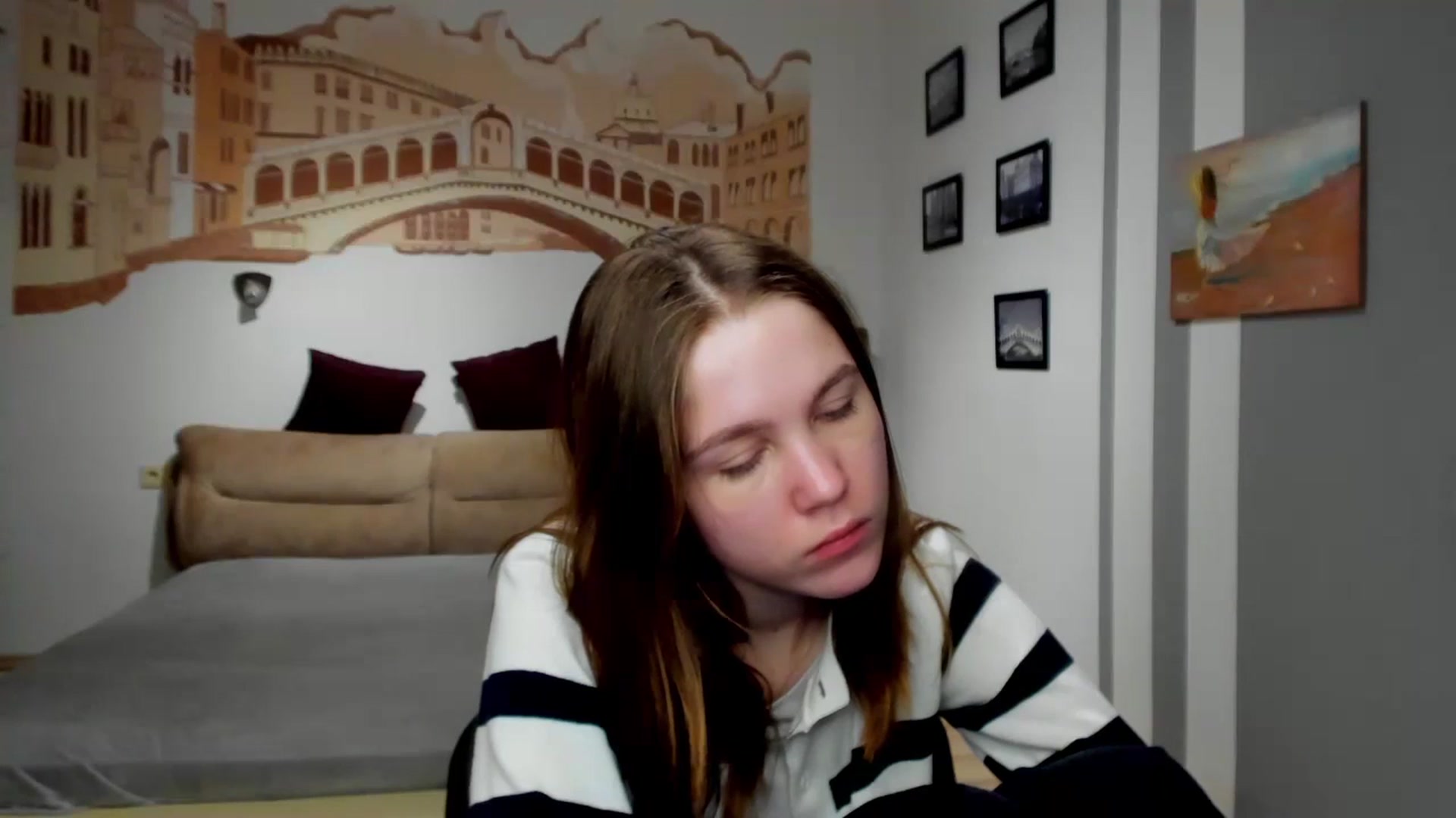 Gallery image thumbnail from Kate_Lewiss's myfreecams stream on, 02/15/2024, 10:31 image 20 of 20