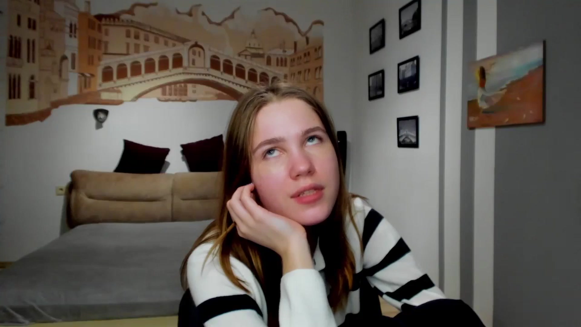 Gallery image thumbnail from Kate_Lewiss's myfreecams stream on, 02/15/2024, 10:31 image 18 of 20