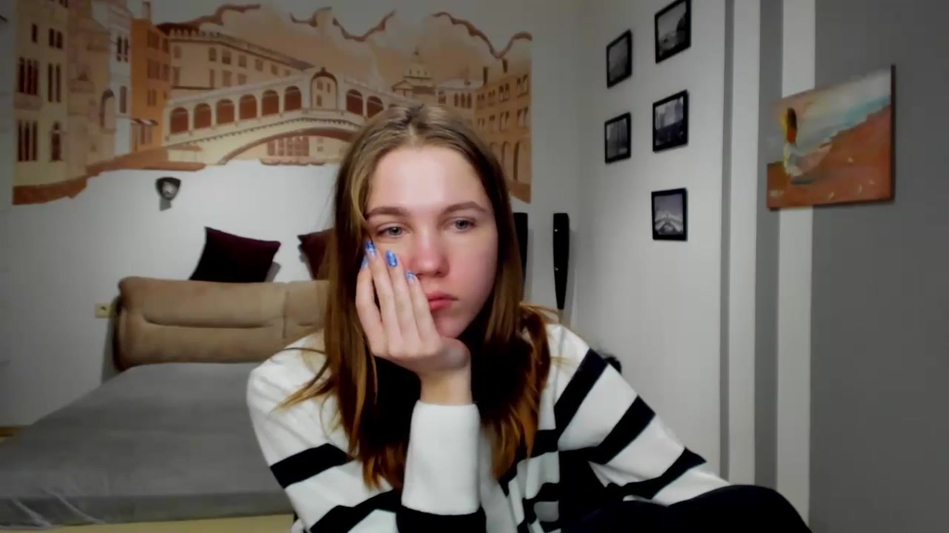Gallery image thumbnail from Kate_Lewiss's myfreecams stream on, 02/15/2024, 10:31 image 2 of 20