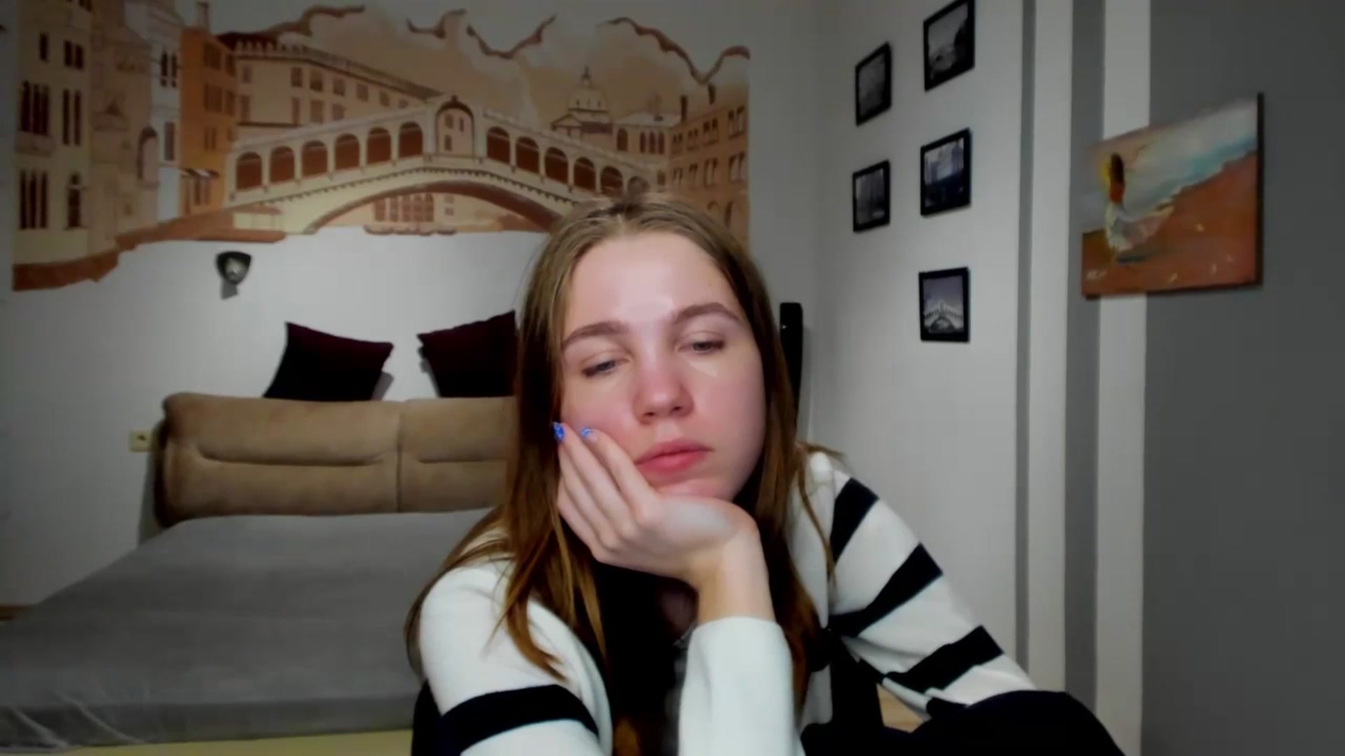 Gallery image thumbnail from Kate_Lewiss's myfreecams stream on, 02/15/2024, 10:31 image 17 of 20