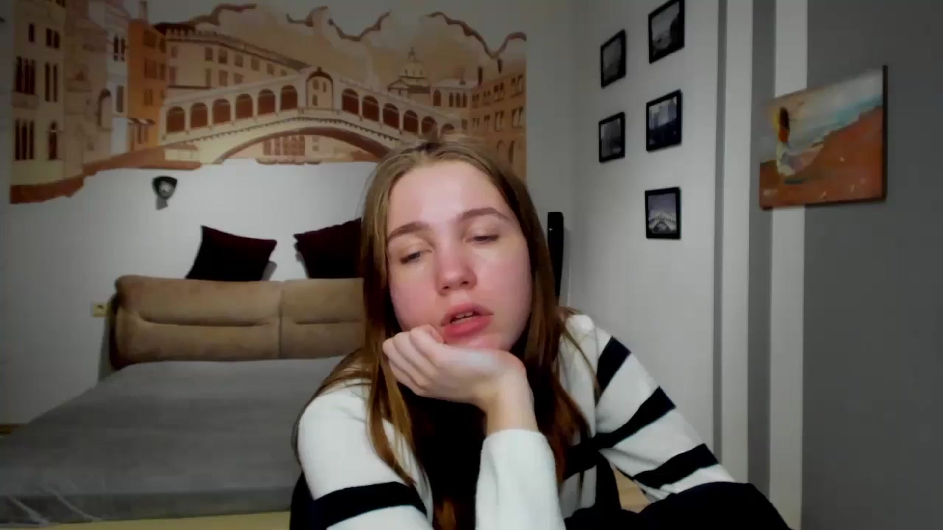 Gallery image thumbnail from Kate_Lewiss's myfreecams stream on, 02/15/2024, 10:31 image 11 of 20