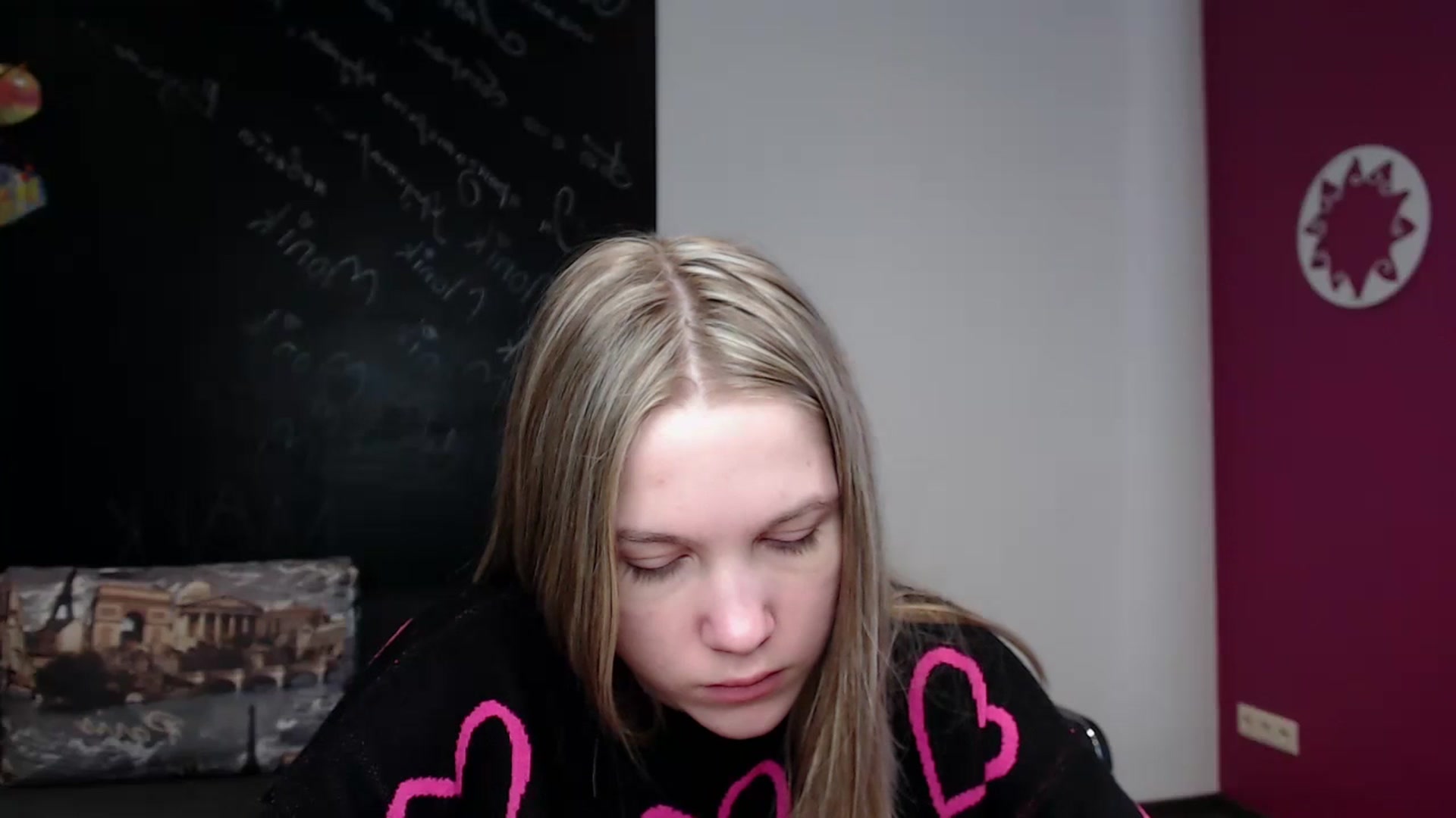 Gallery image thumbnail from Kate_Lewiss's myfreecams stream on, 02/17/2024, 10:24 image 2 of 20
