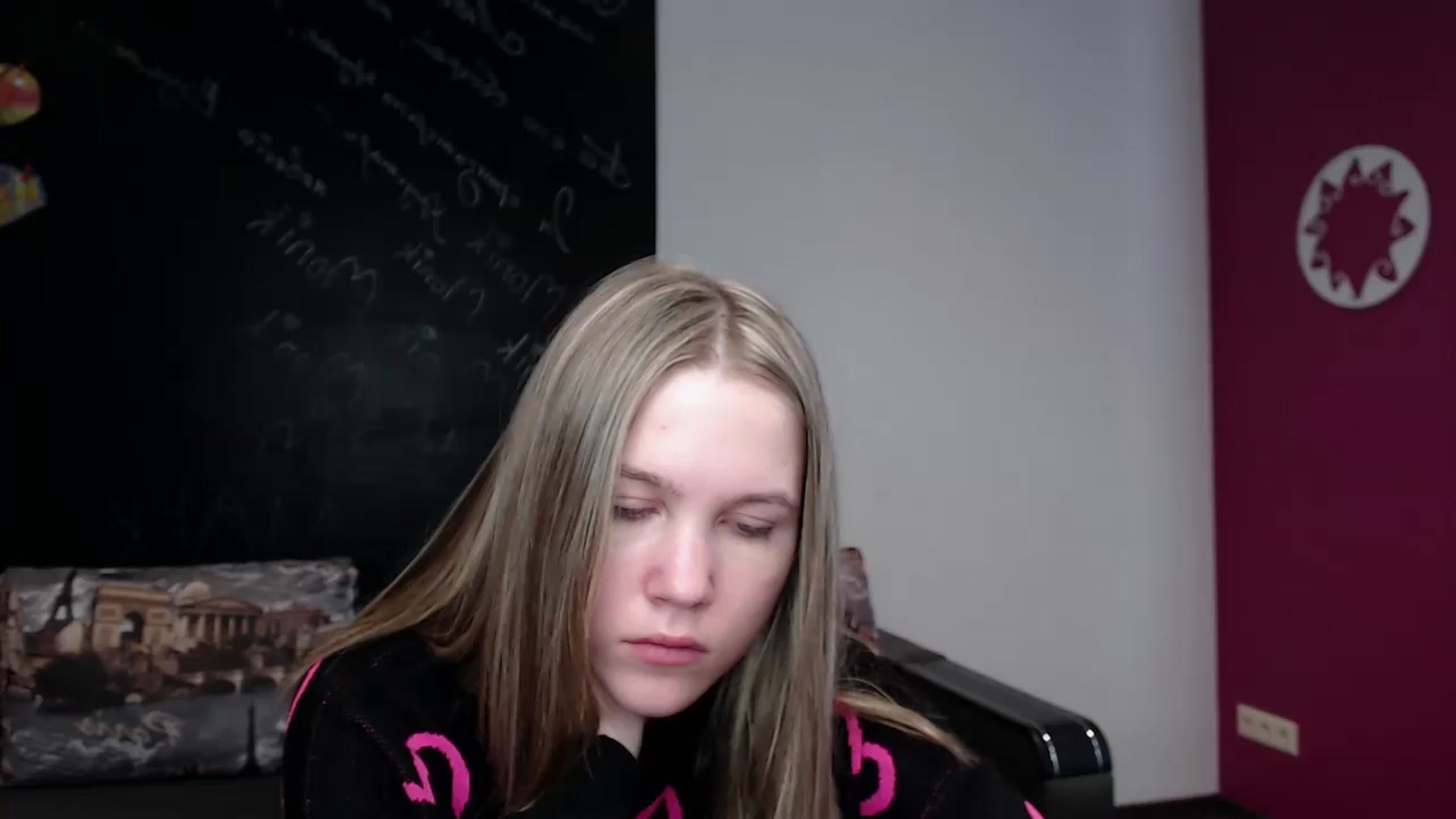 Gallery image thumbnail from Kate_Lewiss's myfreecams stream on, 02/17/2024, 10:24 image 7 of 20