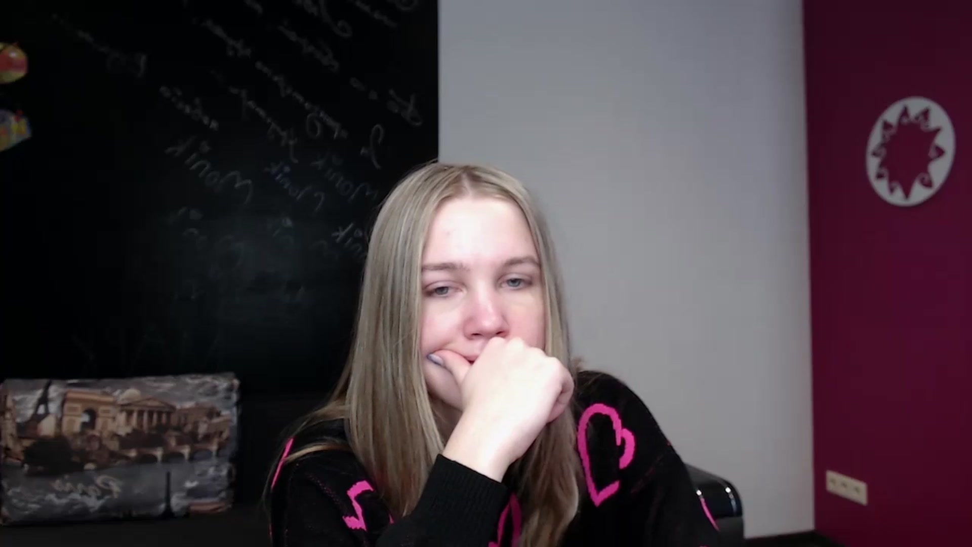 Gallery image thumbnail from Kate_Lewiss's myfreecams stream on, 02/17/2024, 10:24 image 15 of 20