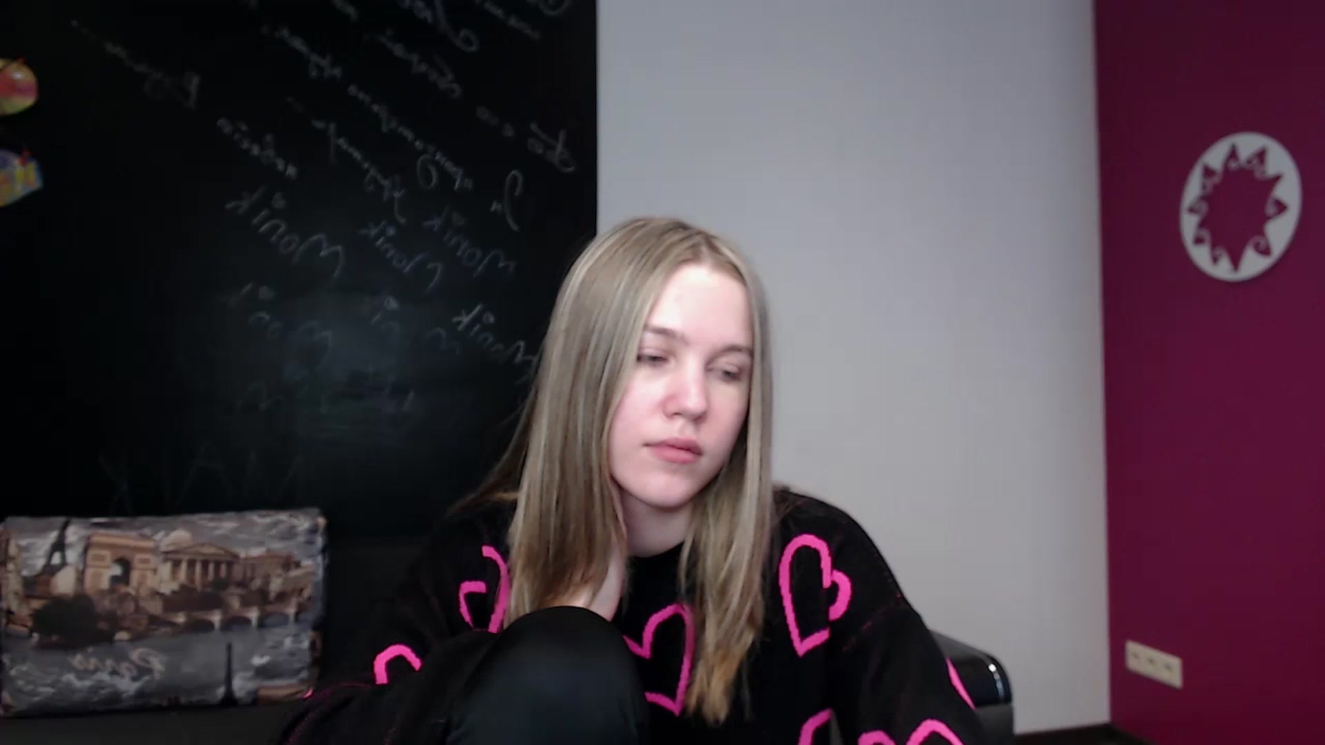 Gallery image thumbnail from Kate_Lewiss's myfreecams stream on, 02/17/2024, 10:24 image 20 of 20