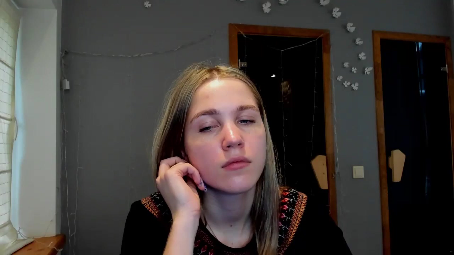 Gallery image thumbnail from Kate_Lewiss's myfreecams stream on, 02/18/2024, 12:03 image 11 of 20