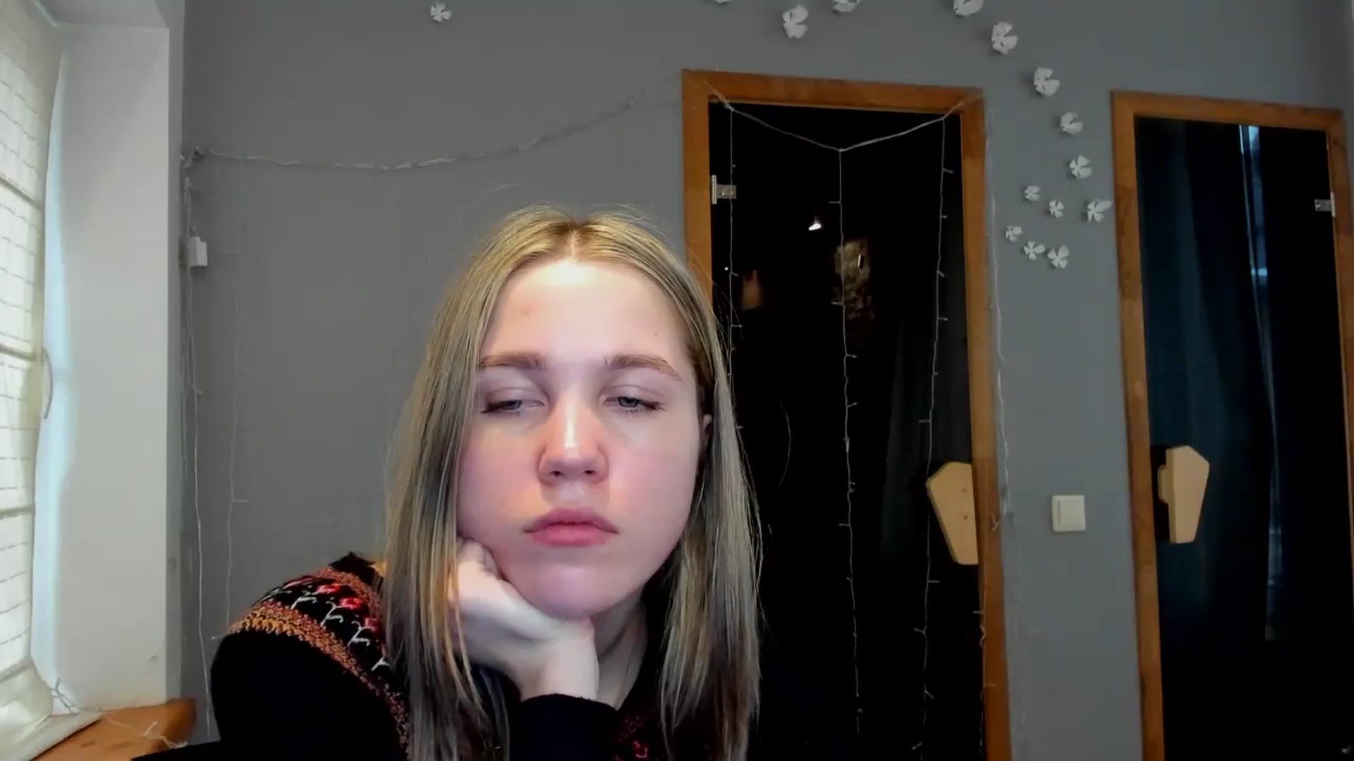 Gallery image thumbnail from Kate_Lewiss's myfreecams stream on, 02/18/2024, 12:03 image 15 of 20