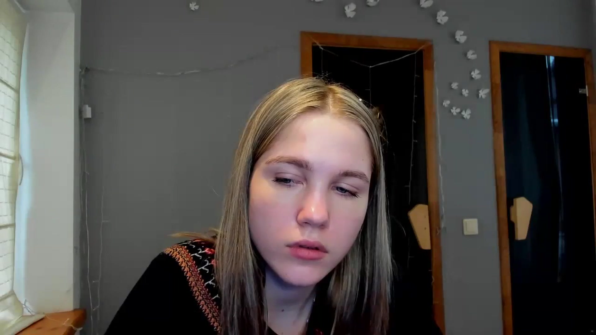 Gallery image thumbnail from Kate_Lewiss's myfreecams stream on, 02/18/2024, 12:03 image 6 of 20